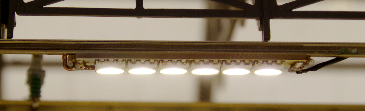 Bahnsteigbeleuchtung